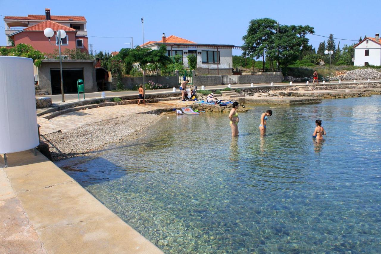 Apartments With A Parking Space Ugljan - 8479 Εξωτερικό φωτογραφία