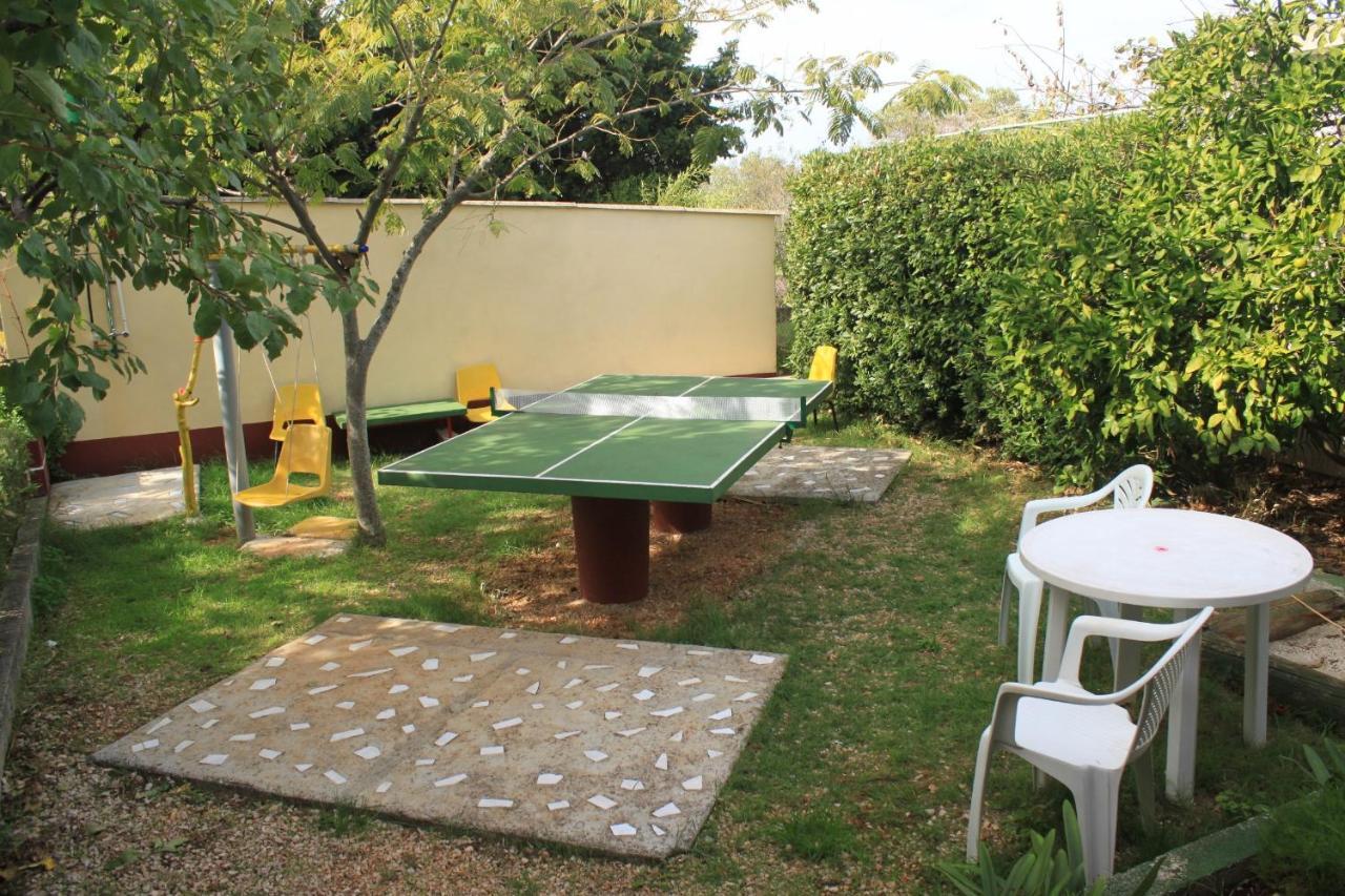 Apartments With A Parking Space Ugljan - 8479 Εξωτερικό φωτογραφία
