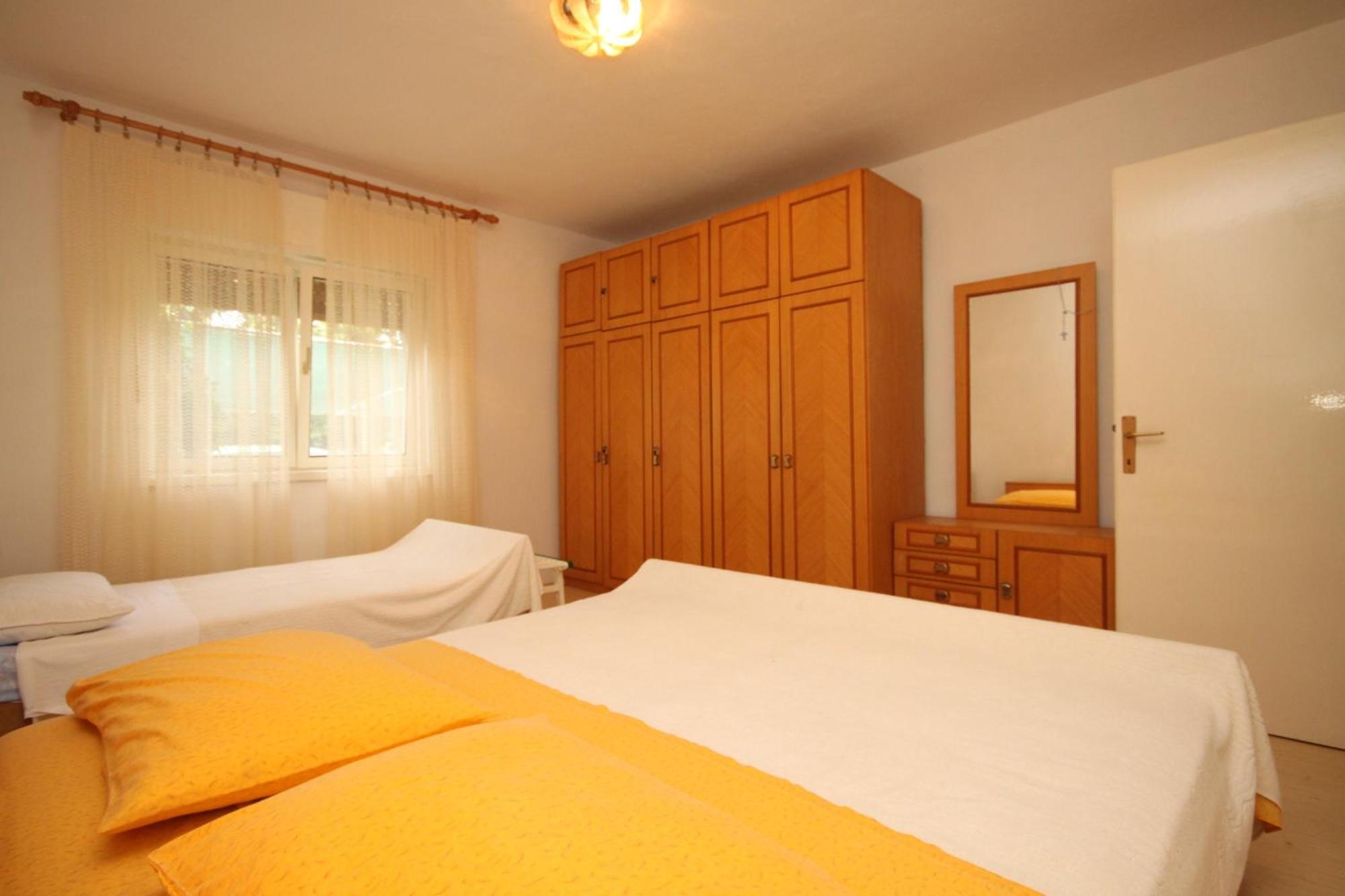 Apartments With A Parking Space Ugljan - 8479 Δωμάτιο φωτογραφία